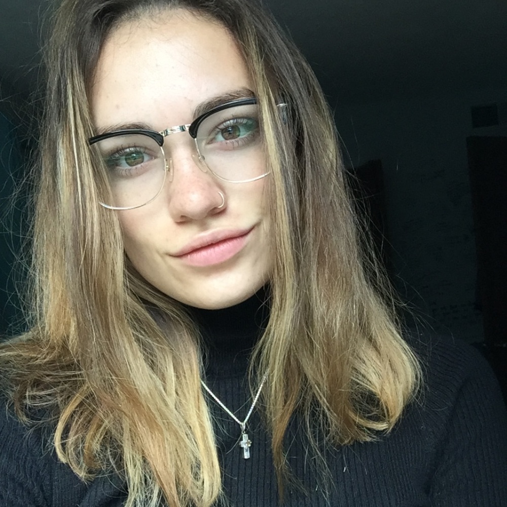 Meet your Posher, Liv Baker